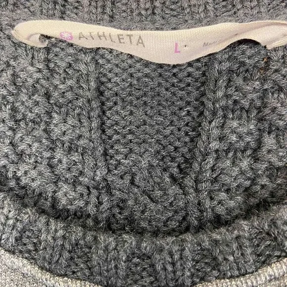 Athleta Womens Size L Gray Crew Neck Sweater Long Sleeve High Low Hem Cable Knit - Picture 7 of 8
